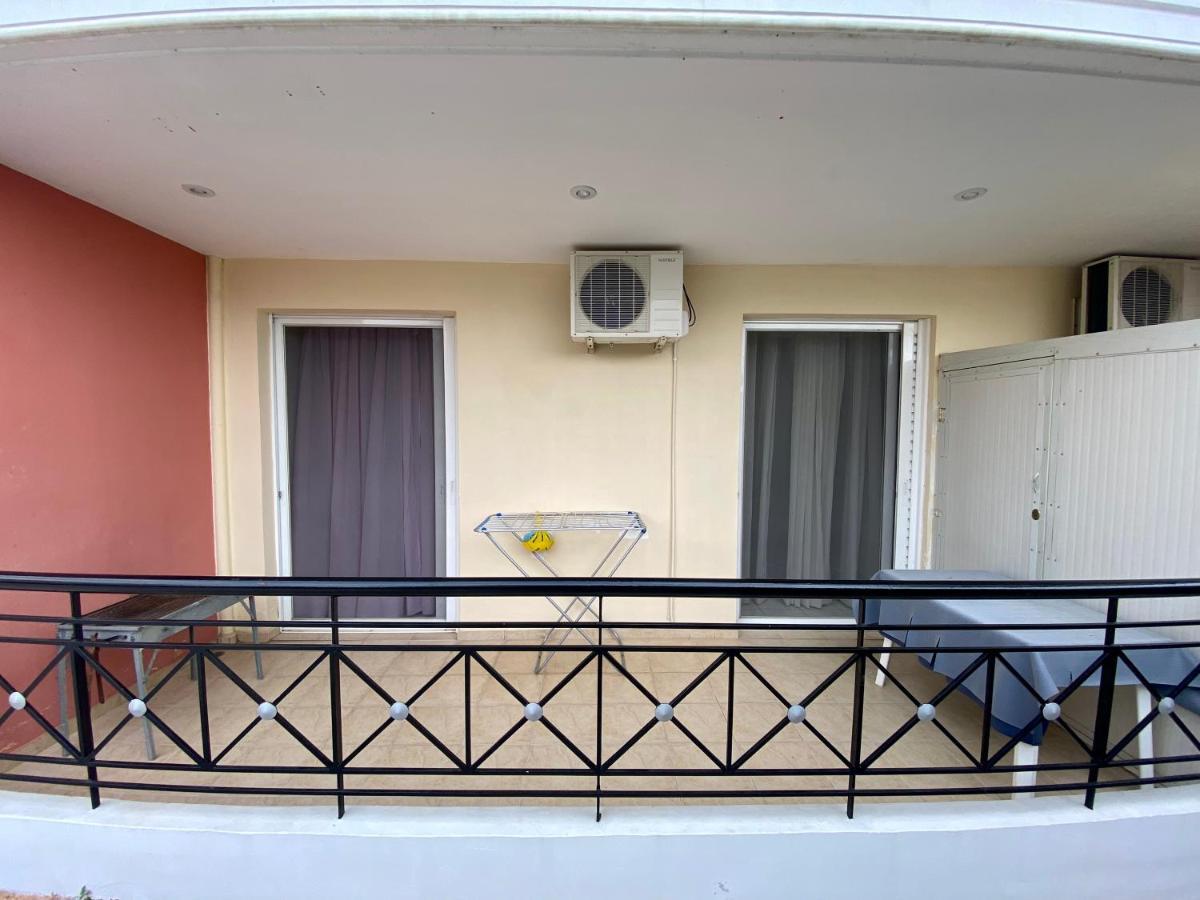 Vivian'S Apartment คัลกิดา ภายนอก รูปภาพ